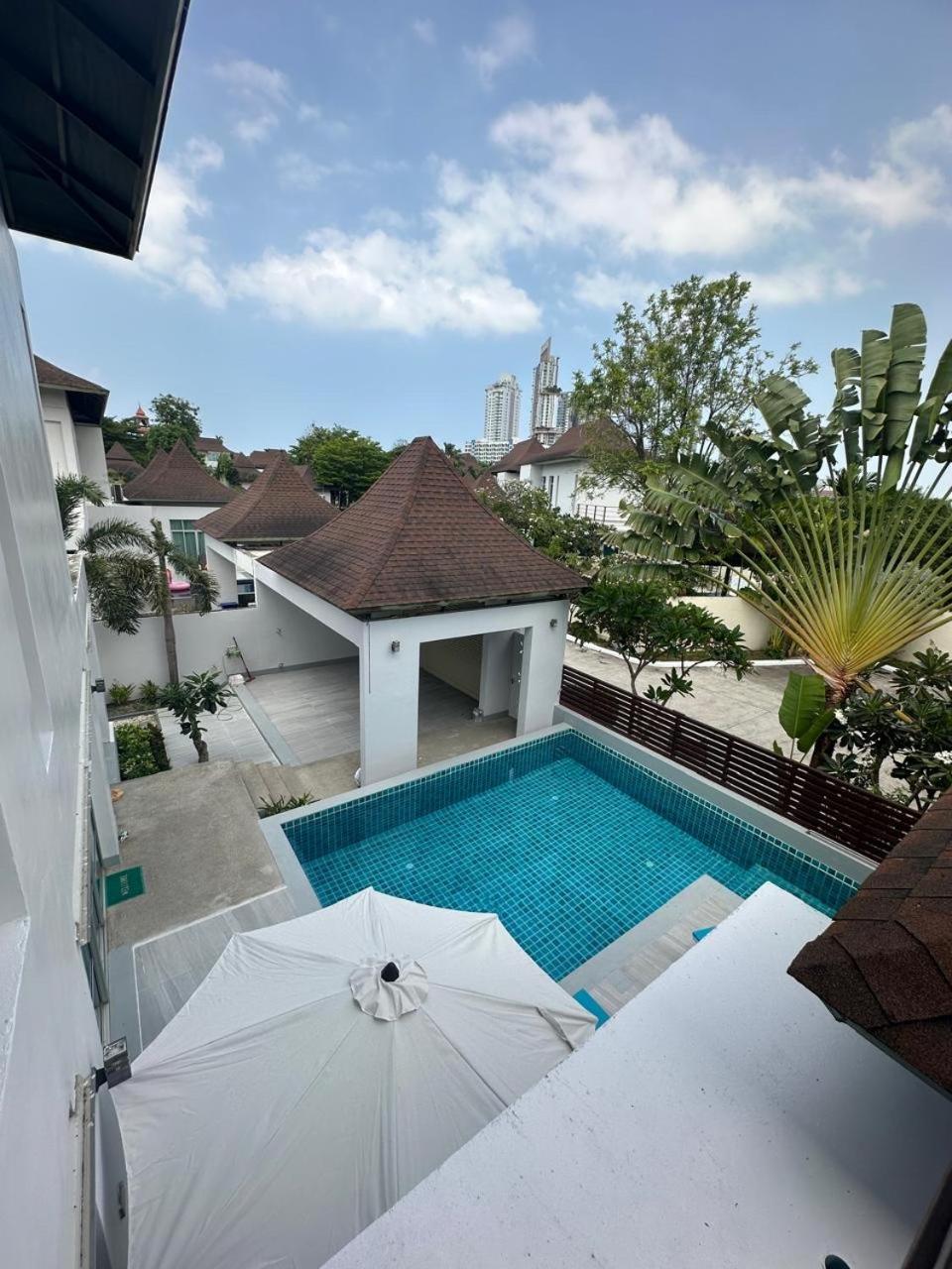 Holiday Pool Villa Na Chom Thian Exterior photo