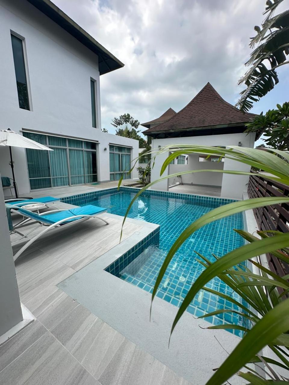 Holiday Pool Villa Na Chom Thian Exterior photo